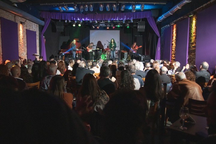 La presentación de Arco Iris en Rondeman Abasto, el sábado 6 de abril.