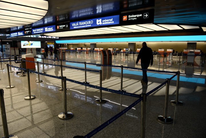 El aeropuerto de Ezeiza, este jueves. Foto: Luciano Thieberger.