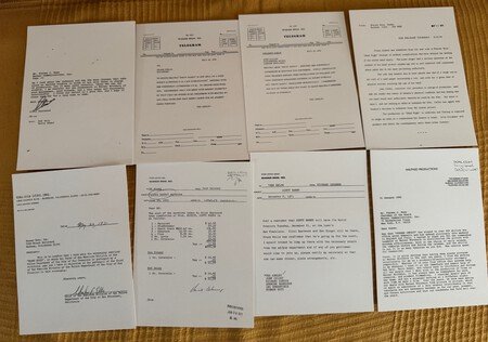 Extras 3