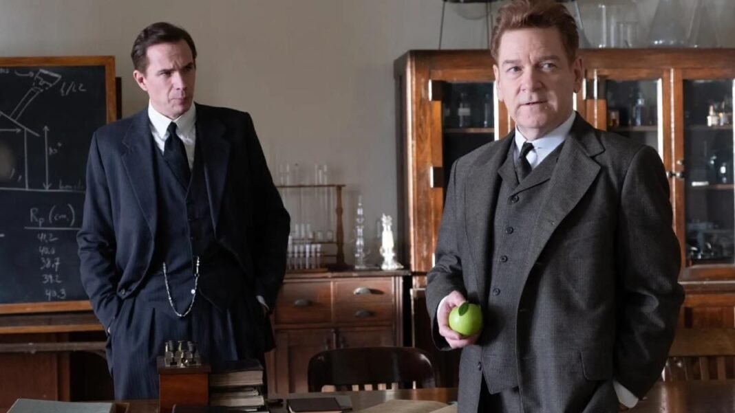 La manzana de 'Oppenheimer' que delata un intento de asesinato por parte del físico: