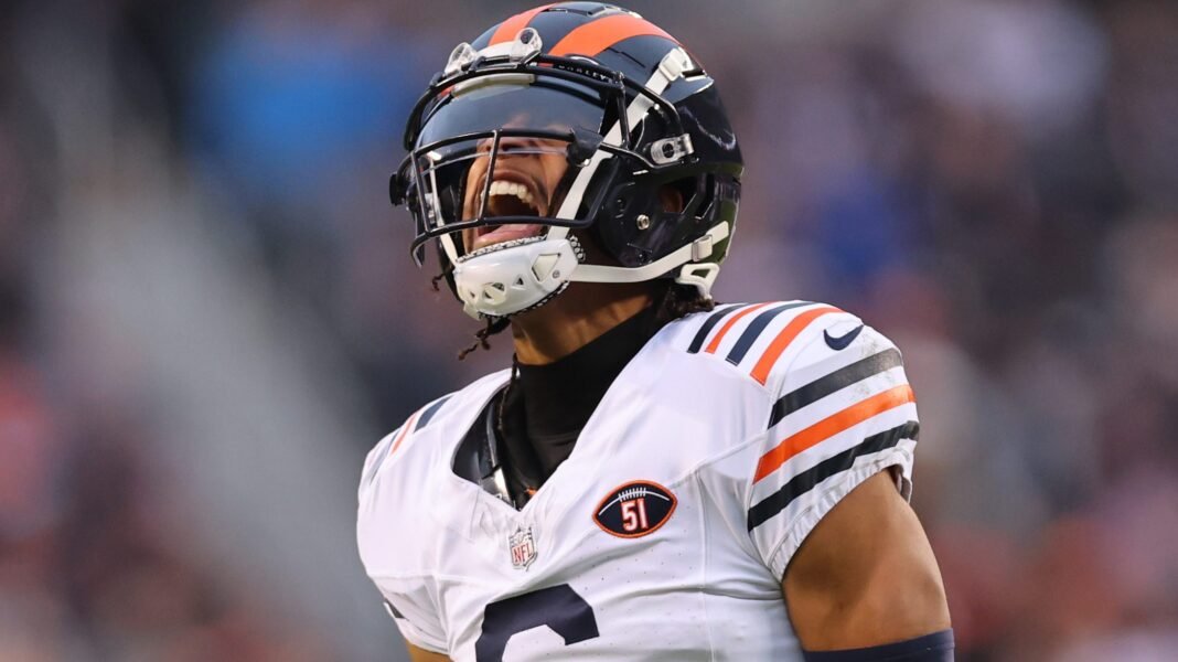 Bears Kyler Gordon se lesionó durante los calentamientos antes del juego de los Packers