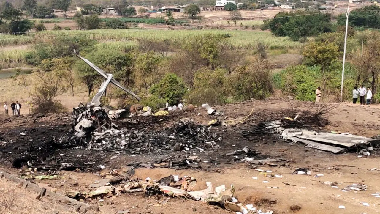 ¿Está el líder del Congreso, Digvijaya Singh, insinuando una conspiración detrás del accidente aéreo?