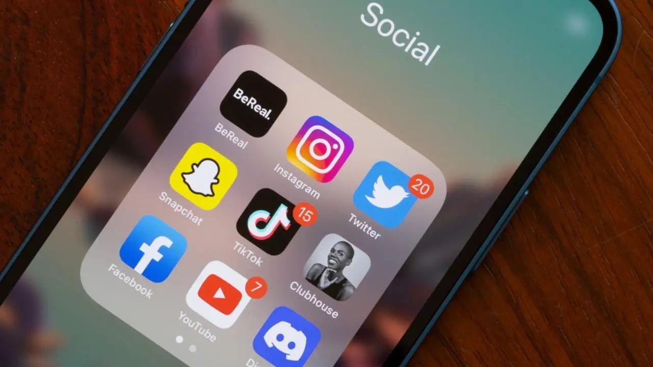 Meta insta a Australia a reconsiderar la prohibición de las redes sociales para menores de 16 años