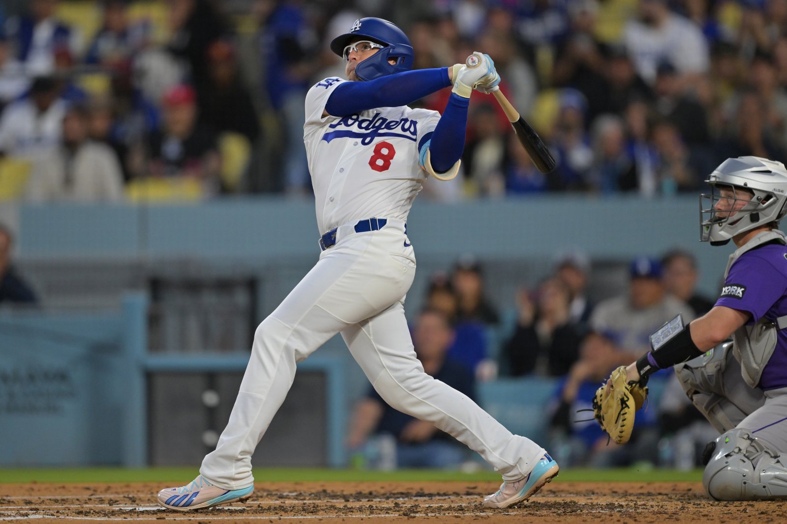 Se espera que el jugador de cuadro de los Dodgers de Los Ángeles, Kiké Hernández, se pierda semanas luego de una nueva lesión en el oblicuo contra los Rockies de Colorado.