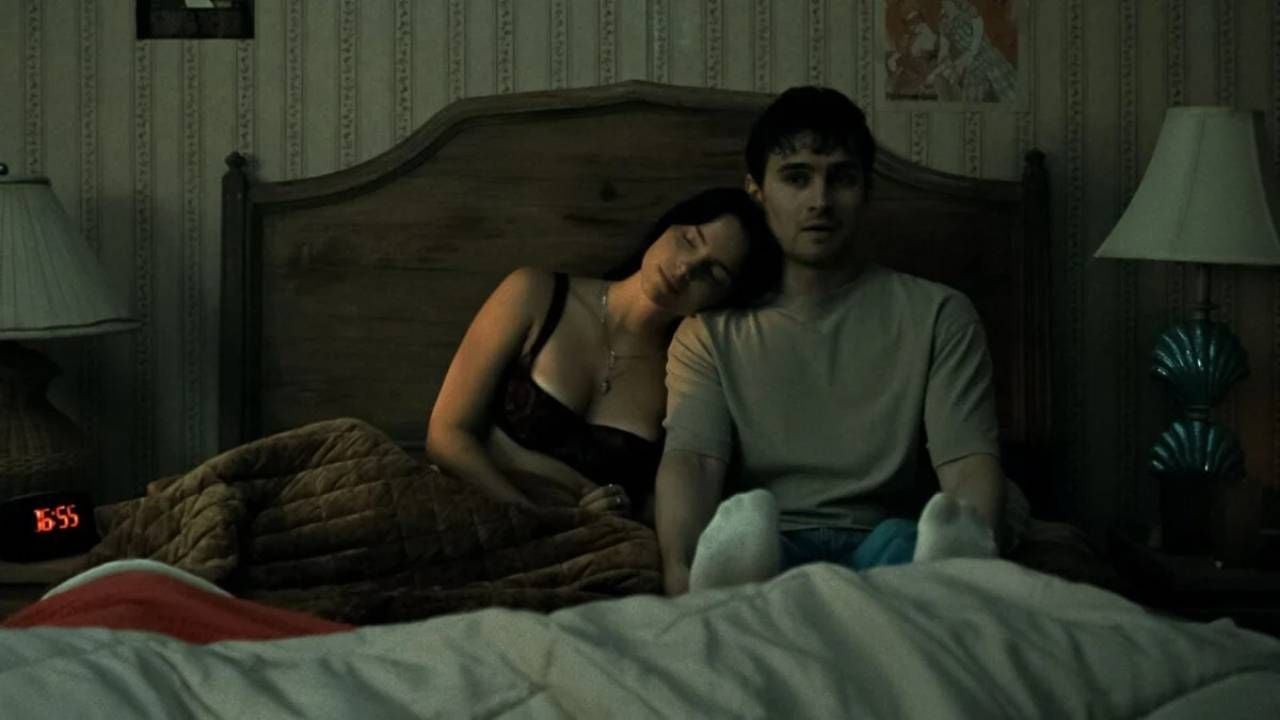 Inde Navarrete y Michael Johnston como Nikki y Bear en 'Obsession'
