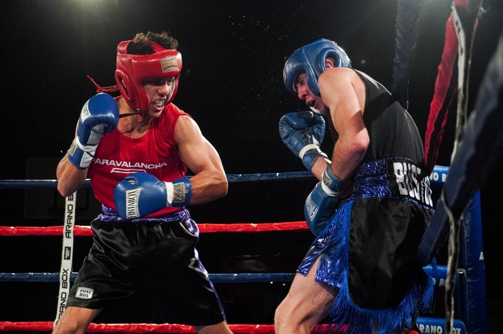 De la mano de Futuros Campeones debutaron dos boxeadores profesionales cordobeses