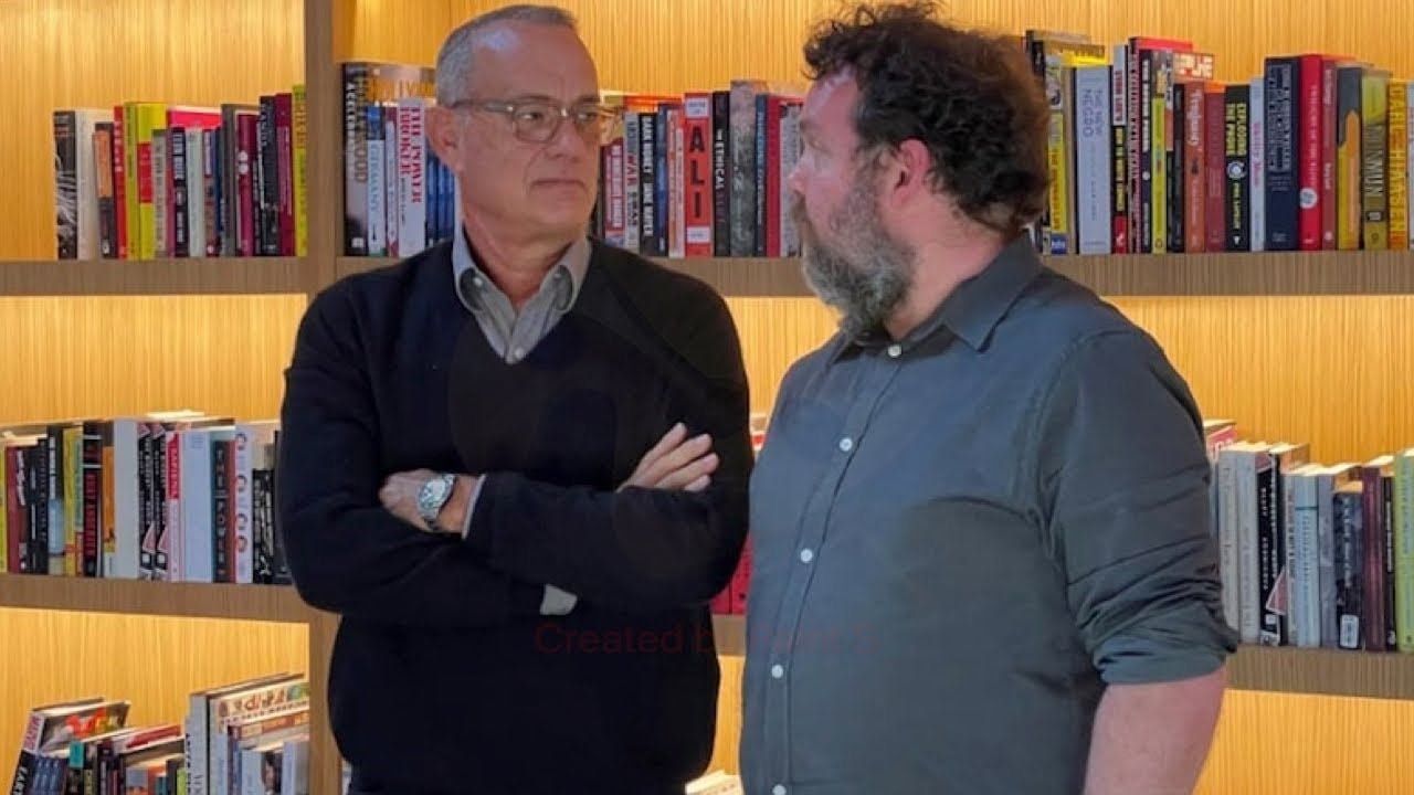 Tom Hanks junto a Connor Ratliff