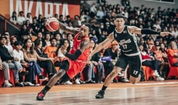 RANS limpia después de un comienzo difícil, Jabari Narcis se convierte en la primera víctima